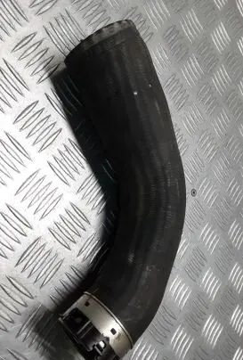 Volvo V40 Intercooler hose/pipe 31657753
