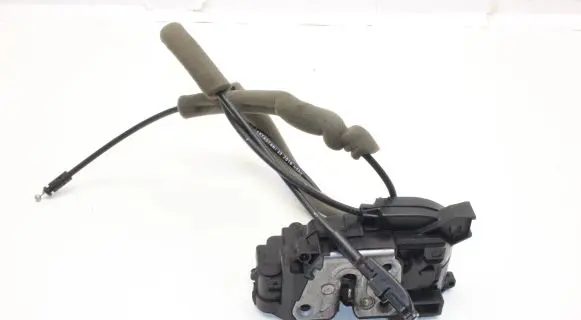 Renault Kangoo III Rear door lock 8200542376