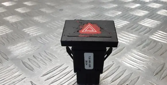 Volkswagen Touareg I Hazard light switch 7L6953235