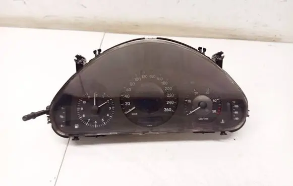 Mercedes-Benz E W211 Speedometer (instrument cluster) A2114407211