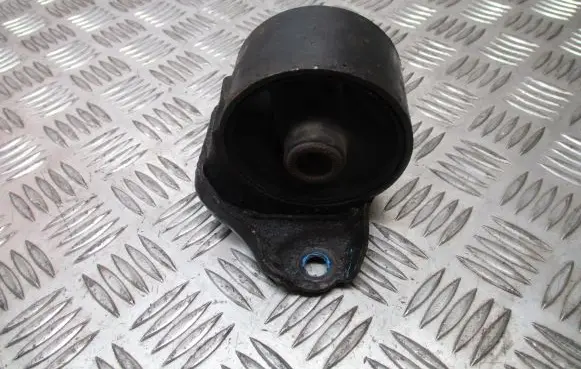 KIA Ceed Engine mounting bracket