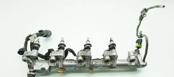 Mazda CX-7 Fuel injector