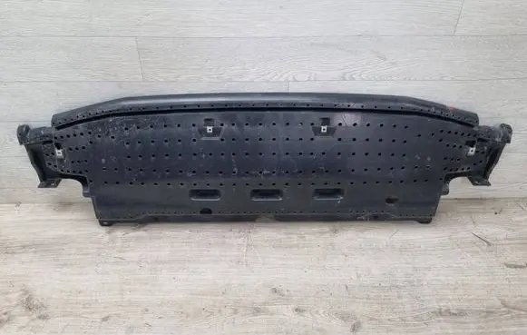 Engine splash shield/under tray