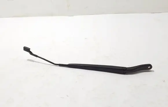 Front wiper blade arm