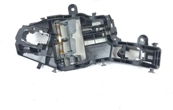 Rear door exterior handle/bracket
