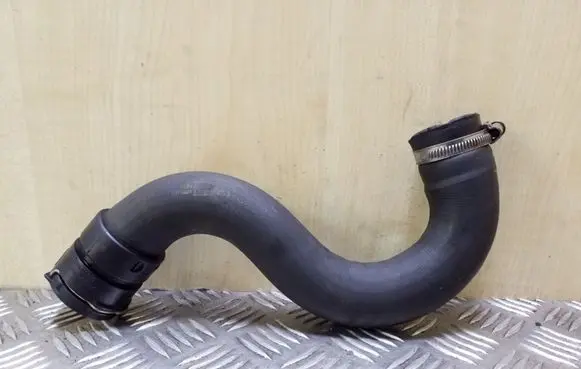 Volvo XC70 Engine coolant pipe/hose 6G918260JB