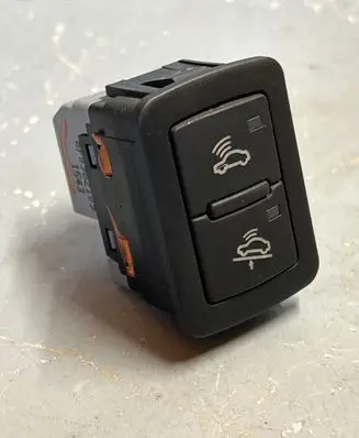 Audi A3 S3 8P Alarm switch 8P0962109 1543