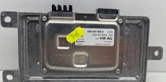 Volkswagen Tiguan Camera control unit module 5QS907556A