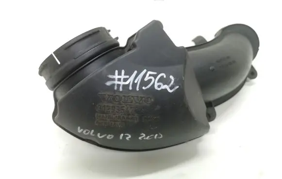Volvo XC60 Turbo air intake inlet pipe/hose 31293547
