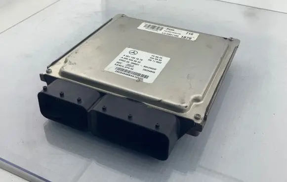 Mercedes-Benz Vito Viano W639 Engine control unit/module A6511501879 28254848 A0054469640