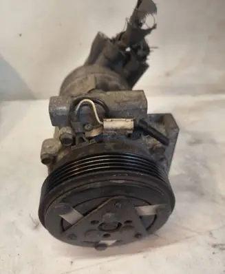 Renault Clio II Air conditioning (A/C) compressor (pump) 7700111182 SD6V12 2233501944