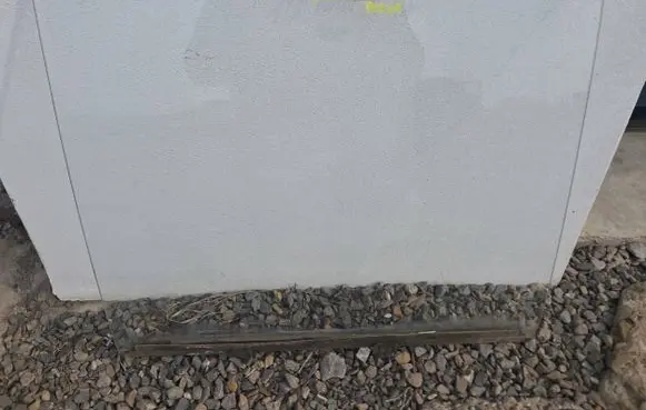 Mercedes-Benz W123 Rear vent window glass 1237300618