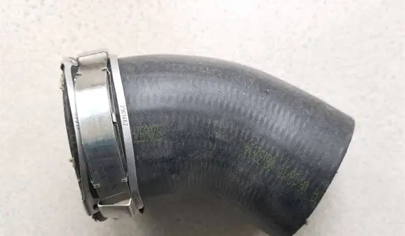 Audi TT TTS Mk2 Intercooler hose/pipe 1K0145838S