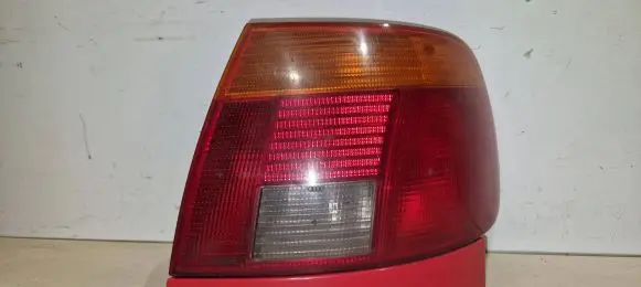 Audi A4 S4 B5 8D Rear/tail lights 8d0945096