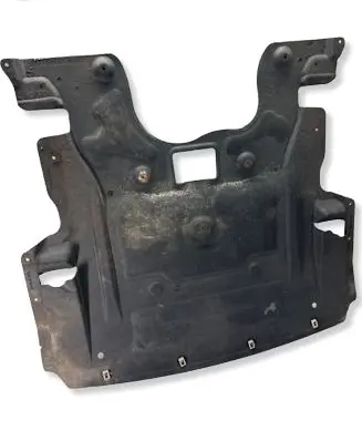 BMW 5 F10 F11 Engine splash shield/under tray 8037339