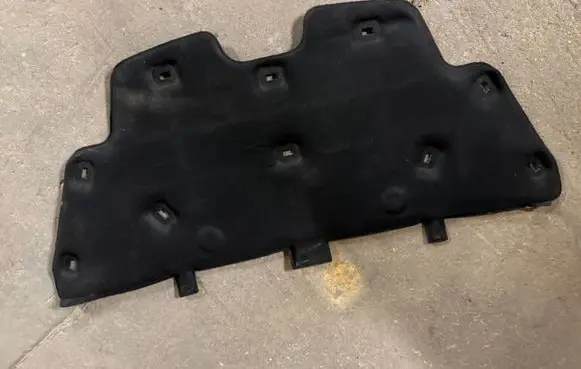 Ford Fiesta Engine bonnet/hood sound/heat insulation 