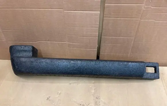 Volkswagen Multivan T4 Rear bumper foam support bar 7D0807695
