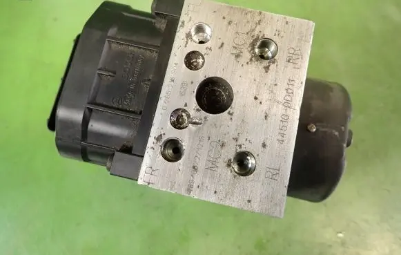 Toyota Yaris ABS Pump