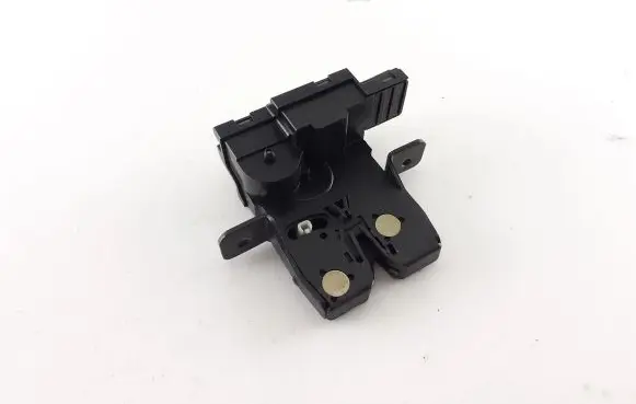 Renault Laguna II Tailgate/trunk/boot lock/catch/latch 8200000697B