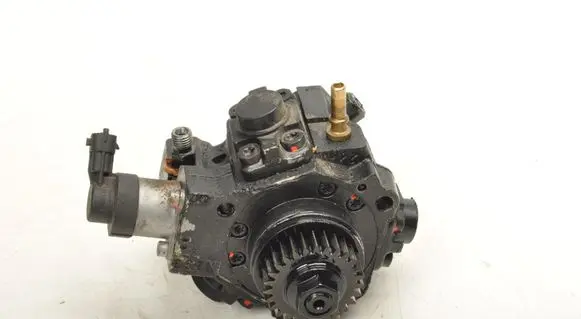 Renault Scenic III - Grand scenic III Fuel injection high pressure pump 0445010250