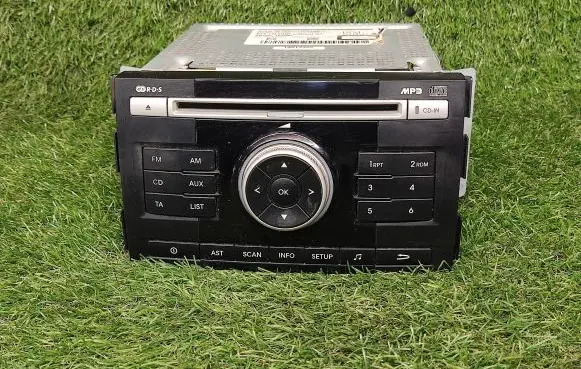 KIA Venga Radio/CD/DVD/GPS head unit 961601P000