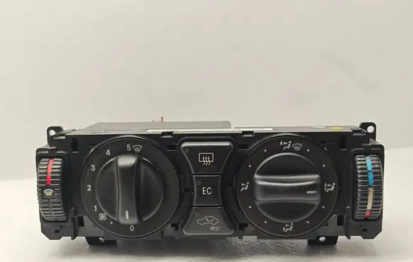 Mercedes-Benz E W210 Climate control unit 2108303185 140010371