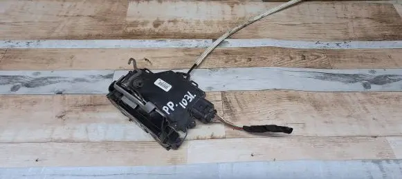 Audi A6 S6 C5 4B Front door lock 4B1837016G PA663020 4B1837016