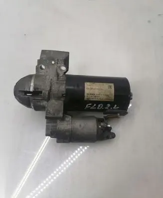 BMW 5 F10 F11 Starter motor 8574102 0001148509