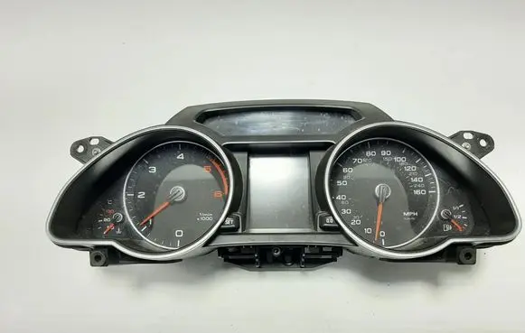 Audi A5 8T 8F Speedometer (instrument cluster) 8T0920982F