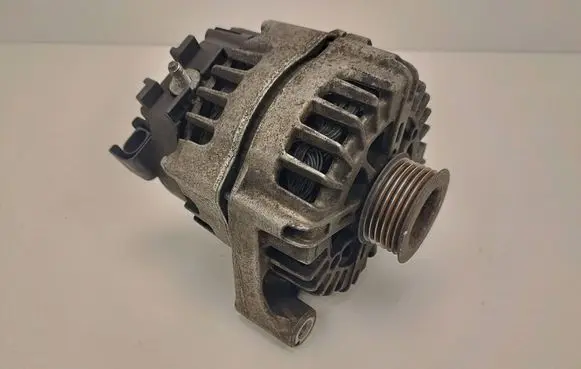 BMW 3 F30 F35 F31 Generator/alternator 8570675