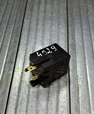 KIA Sorento Hazard warning light relay 955503E000