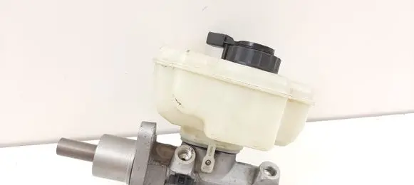 Volkswagen Caddy Master brake cylinder 1K0945459A 1K1611301D 5N0945459A
