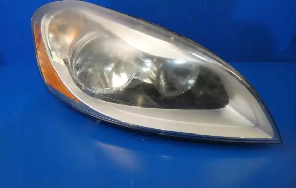 Volvo XC60 Headlight/headlamp