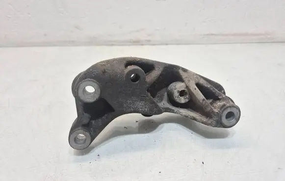 Opel Combo C Gearbox mounting bracket 13193850