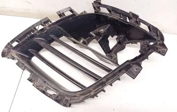 Mazda CX-7 Front bumper lower grill EH6450C21