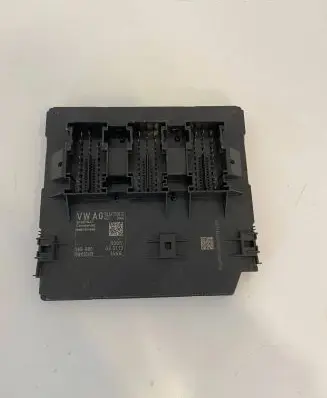 Volkswagen PASSAT B7 Comfort/convenience module 3AA937087H