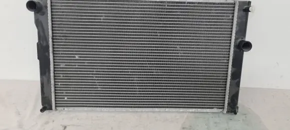 Volkswagen Jetta VI Coolant radiator