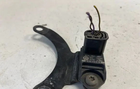 Volkswagen PASSAT CC Airbag deployment crash/impact sensor 3C0907651