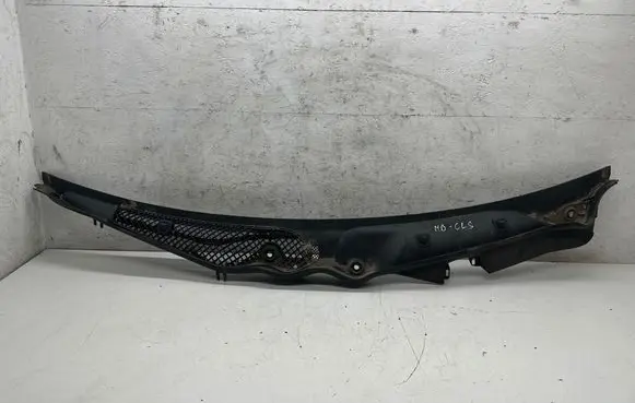 Mercedes-Benz CLS C218 AMG Wiper trim A2128301213