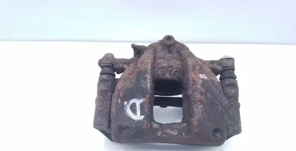 Honda CR-V Front brake caliper