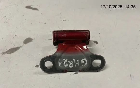 Toyota C-HR I Tailgate/trunk/boot hinge