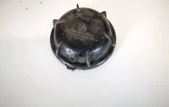 Volvo S80 Headlight/headlamp dust cover 9178538 89000387