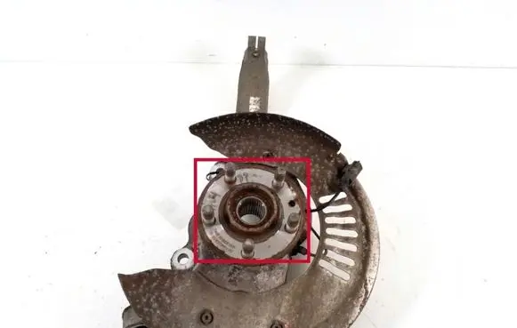 Jaguar I-Pace Front wheel hub 
