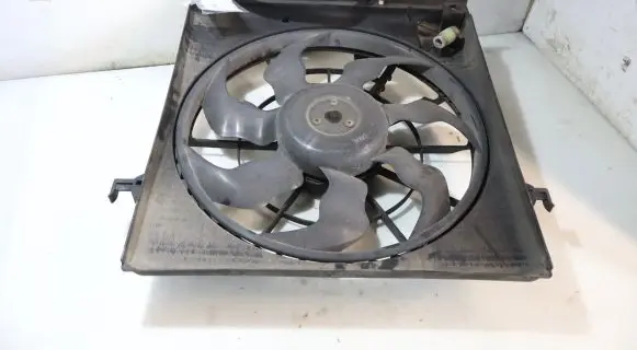 KIA Ceed Air conditioning (A/C) fan (condenser) 