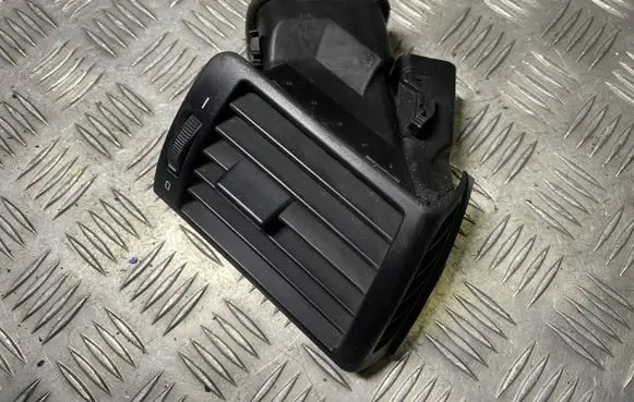 BMW 3 E46 Dashboard side air vent grill/cover trim 64228361898 369801