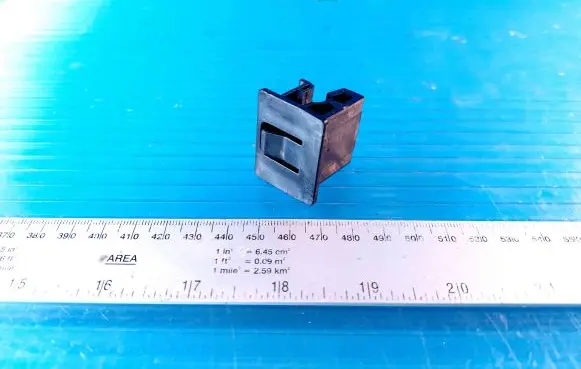 Hyundai Ioniq Headlight/headlamp mounting bracket
