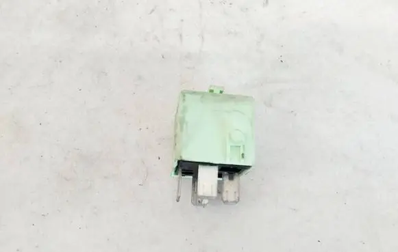 BMW 5 F10 F11 Other relay 61368373700