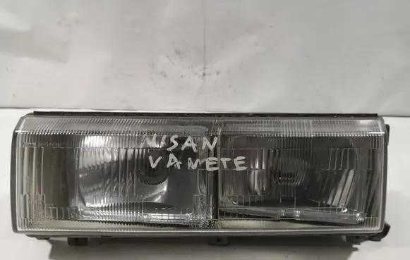Nissan Vanette Headlight/headlamp 11052439