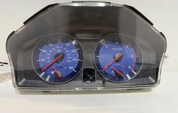 Volvo V50 Speedometer (instrument cluster) 36002775 69199780T 30733375