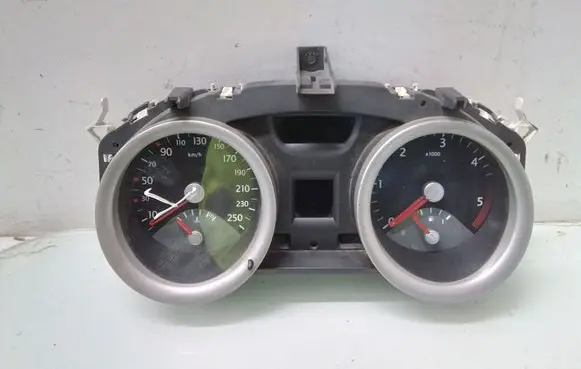 Renault Megane II Speedometer (instrument cluster) 8200399700